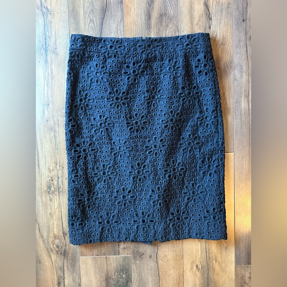 J.Crew No. 2 Black Eyelet Pencil Skirt Size 2 | Cotton Lace Lined